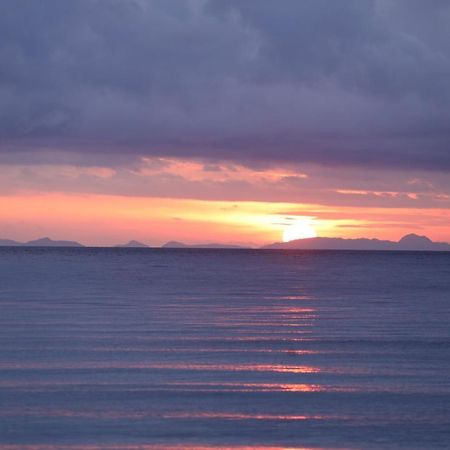 West Mansuar Homestay Pulau Mansuar エクステリア 写真
