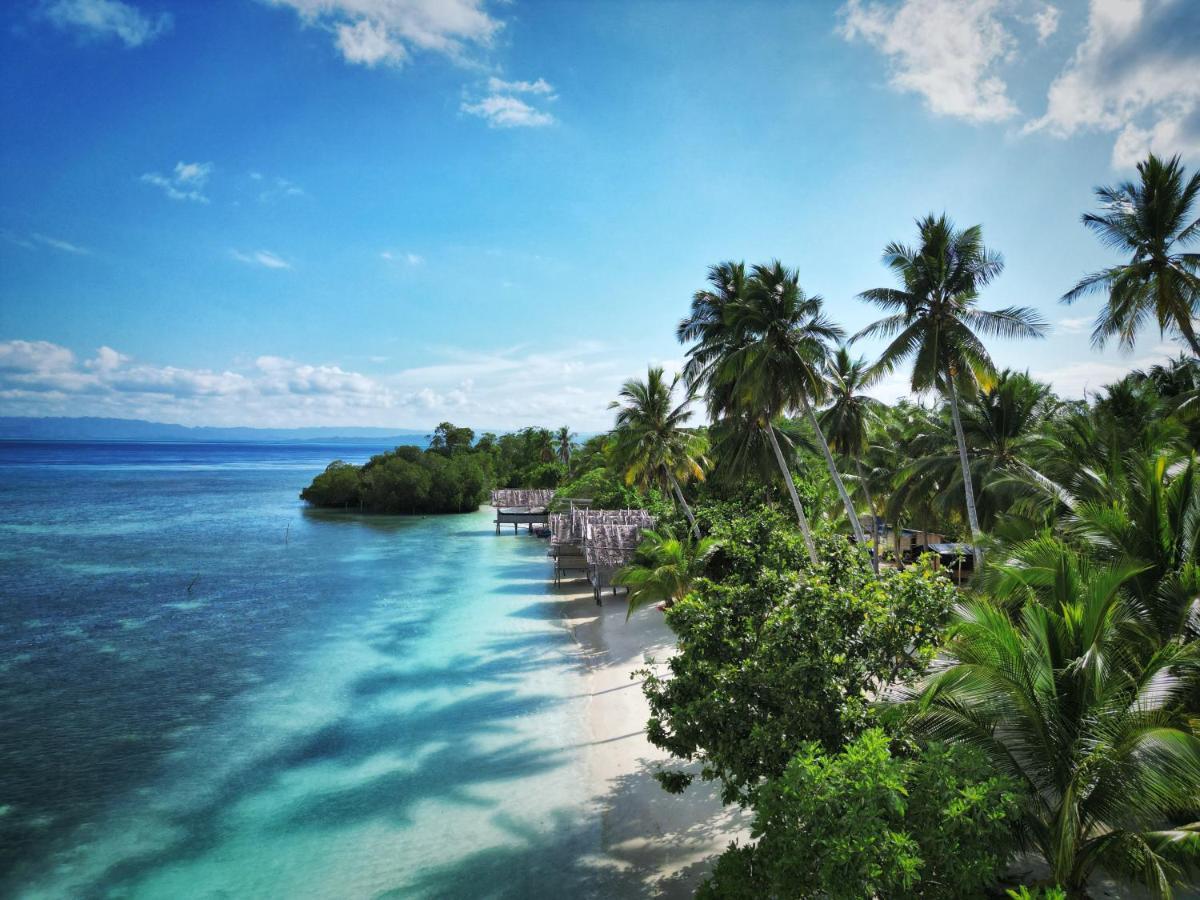 West Mansuar Homestay Pulau Mansuar エクステリア 写真
